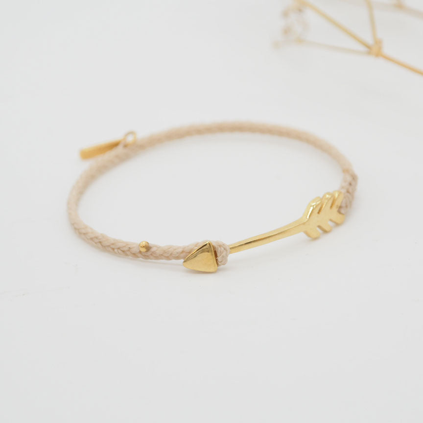 Gold arrow hotsell bracelet