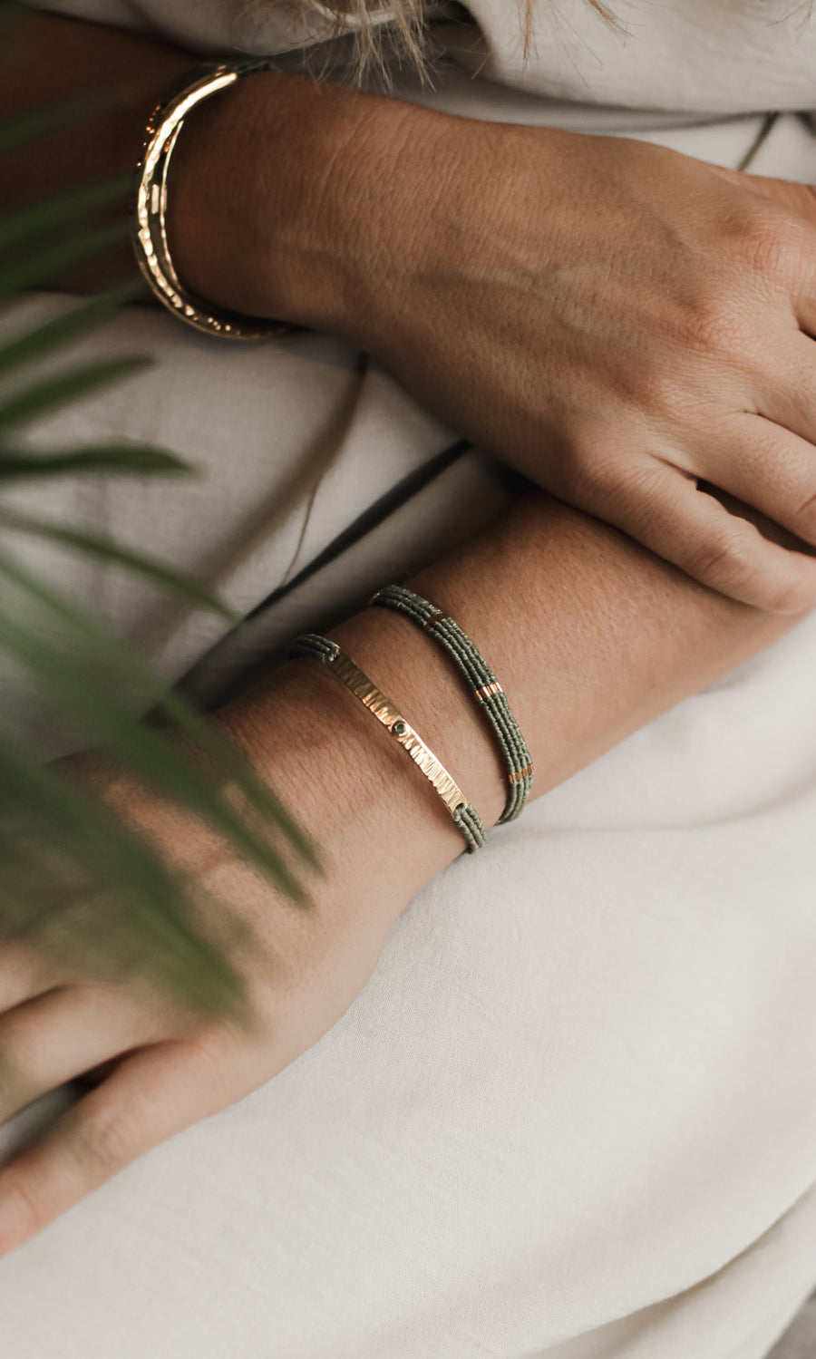 GOLD C4 BRACELET