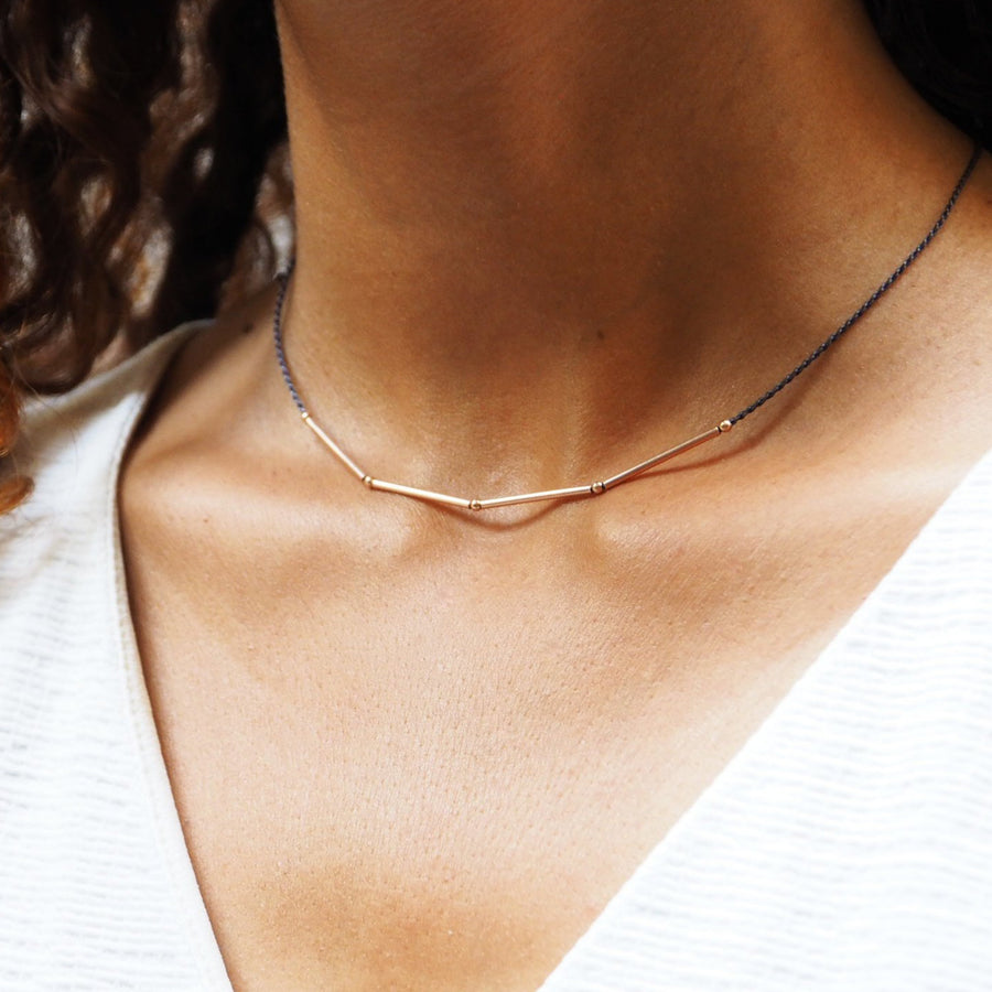 COLLAR LUZ ORO ROSA