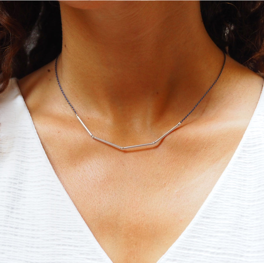 COLLAR LUZ PLATA