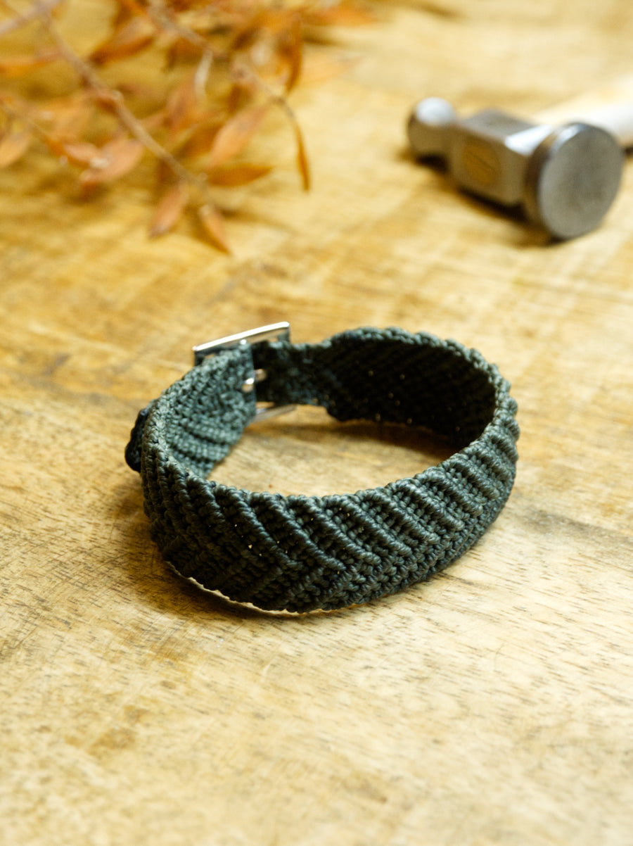 BIG STONE DIAGONAL BRACELET