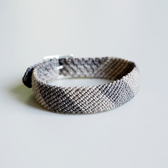 BICOLOR STONE DIAGONAL BRACELET