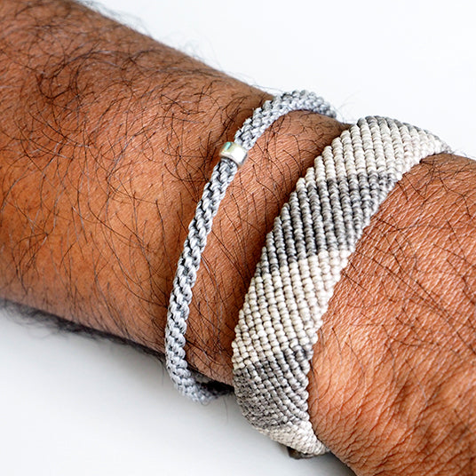 BICOLOR STONE DIAGONAL BRACELET